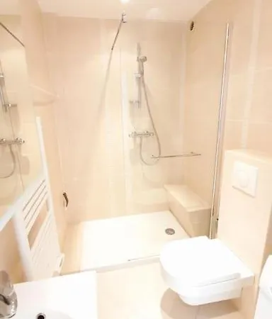 Les Pins 2p Le Tropique Apartment *