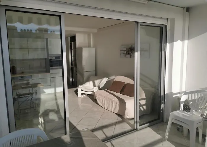 Les Pins 2p Le Tropique Daire